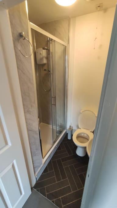 1 Bedroom Studio In A Supurb Area Of 卡迪夫 外观 照片